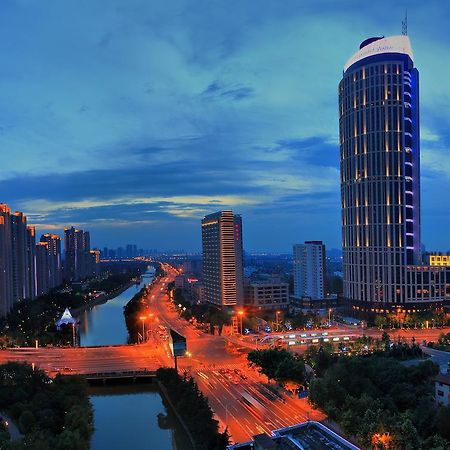 Howard Johnson Kaina Plaza Changzhou 常州 外观 照片
