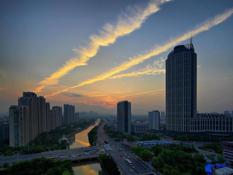 Howard Johnson Kaina Plaza Changzhou 常州 外观 照片